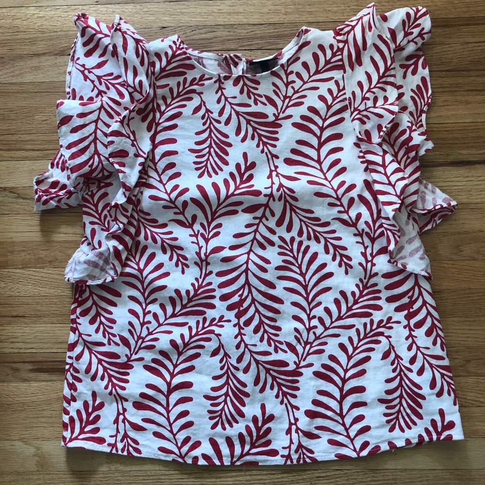 Who What Where top with frilly arms. Size medium